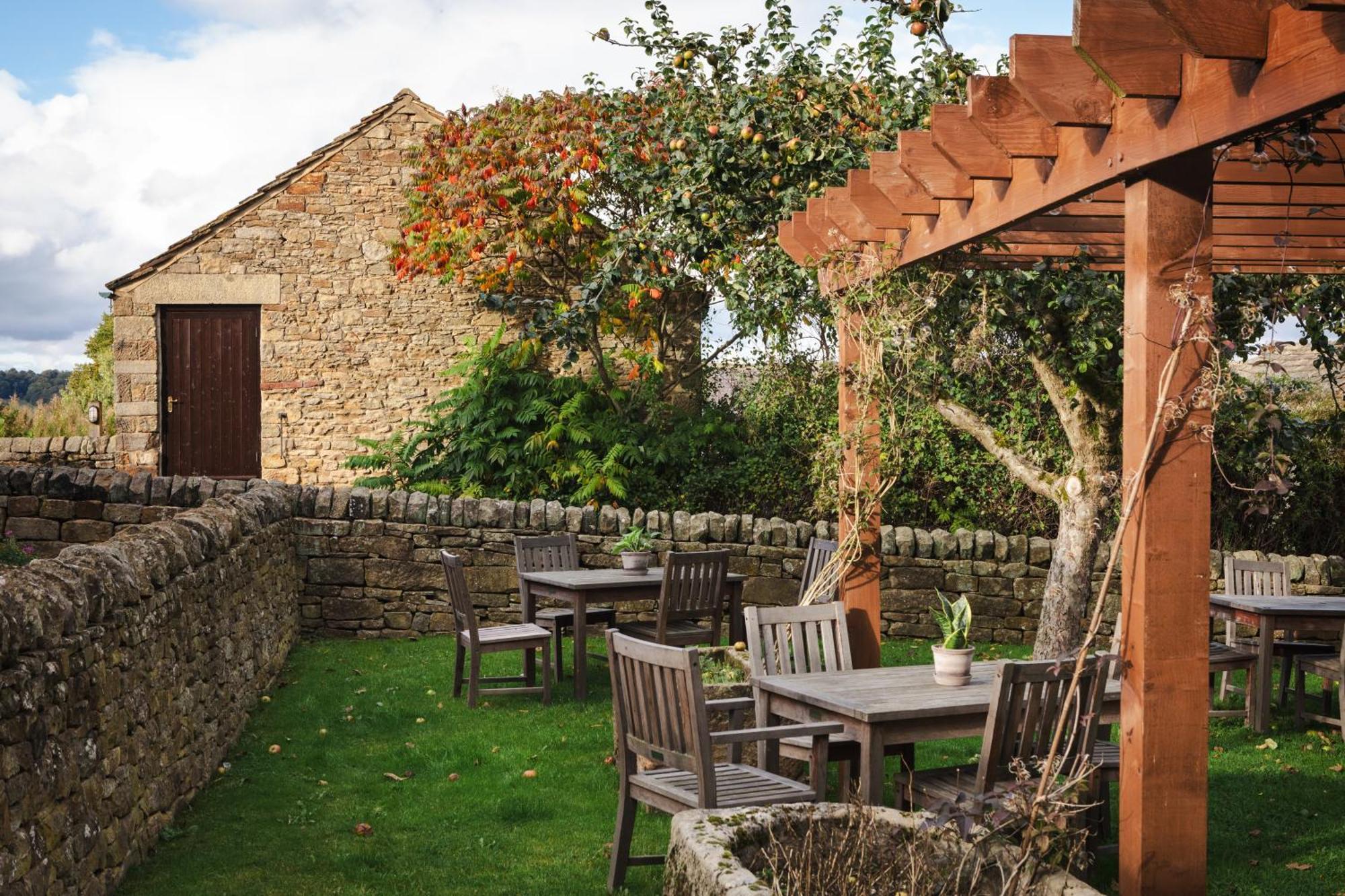 The Pilsley Inn - Chatsworth Baslow Exteriér fotografie